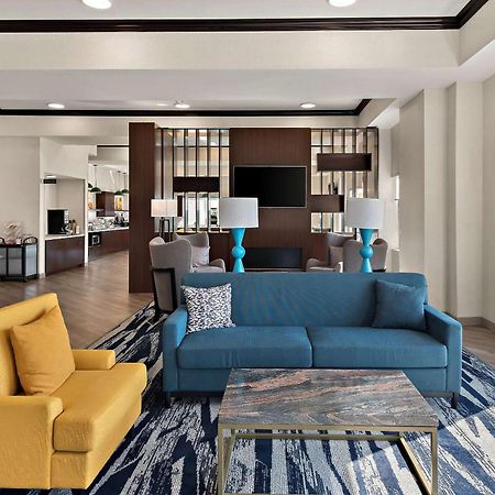 Comfort Suites Columbus East Broad Екстер'єр фото