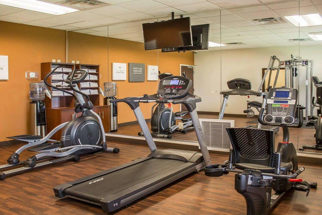 Comfort Suites Columbus East Broad Екстер'єр фото